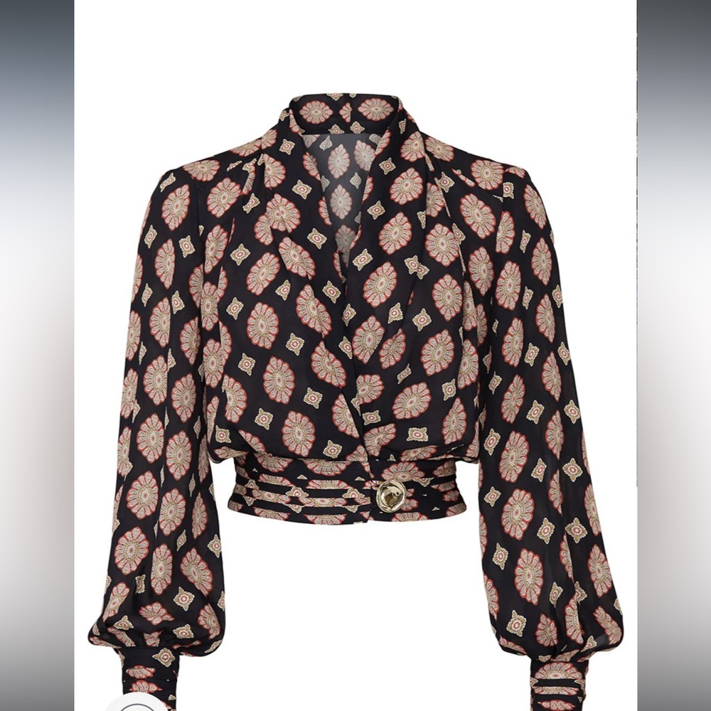 Nicholas Shaila Top